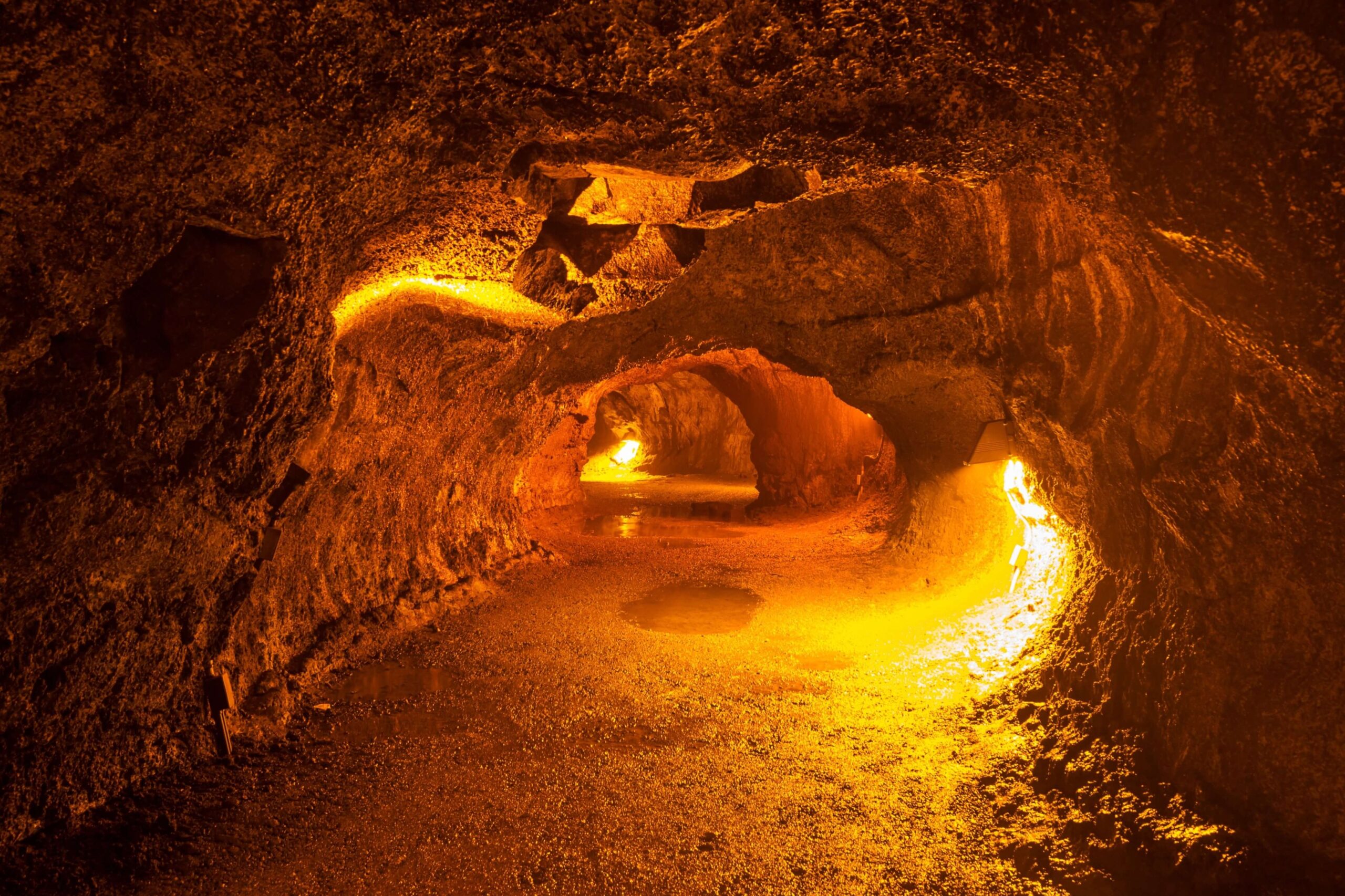 A look inside Hawaii Caves.